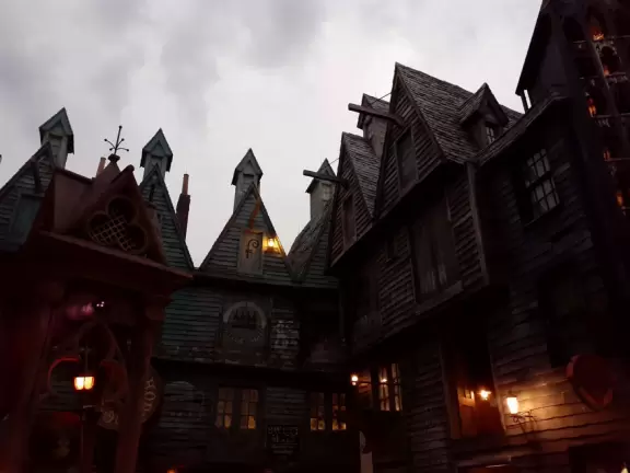 Theme park with fun rides, performers, and wonderful Harry Potter areas.