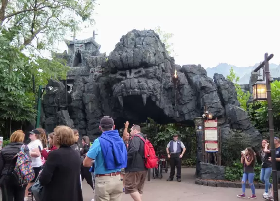 The lands in this theme park are a work of art, and full of atmosphere. Fun rides for kids aged 4 and up.