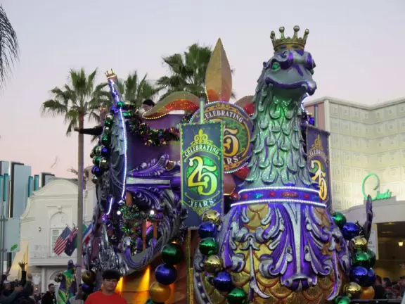 Theme park with fun rides, performers, and wonderful Harry Potter areas.