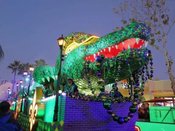 Theme park with fun rides, performers, and wonderful Harry Potter areas.