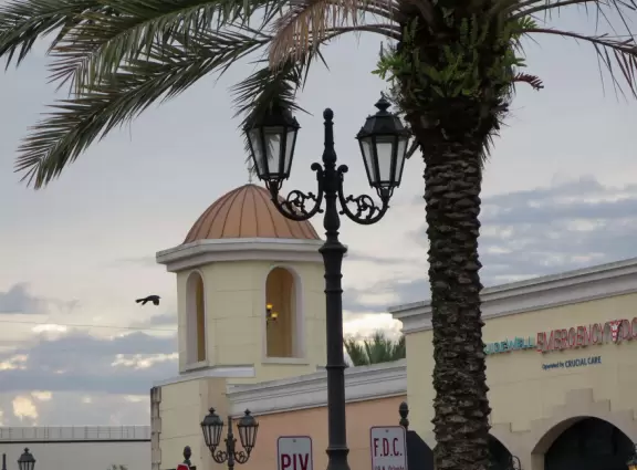 Paradise! A casual cafe on the water with adirondack chairs, picnic tables, and a great breeze!