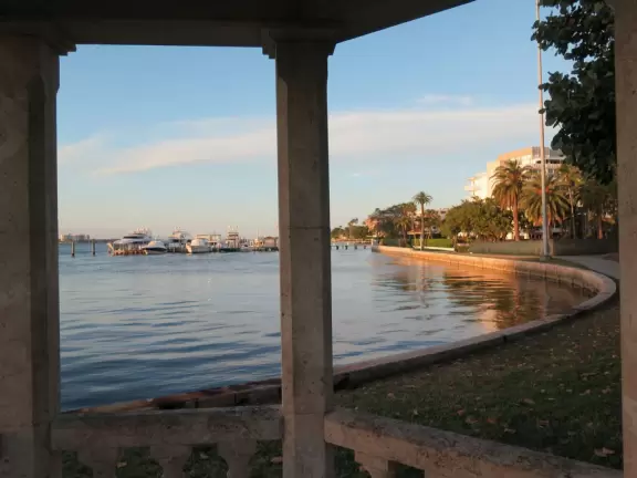 Pretty park at the beginning of the North Lake Trail, near the Flagler Memorial Bridge. Walk under the bridge to check out Royal Poinciana Plaza.