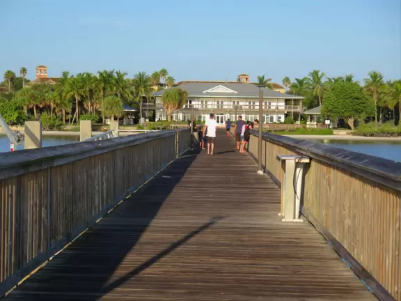 Beautiful, large park on the intracoastal waterway with a wonderful children's museum, splash pad, pier, waterfront boardwalk, white sand beach, mansion, captain's house, mangrove boardwalk, and path around a pond.