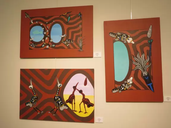 Artsy town with coffee shops and lots of nature.