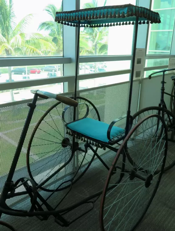 Large modern museum with high-tech historic car exhibit, great temporary exhibits, and baseball card room.