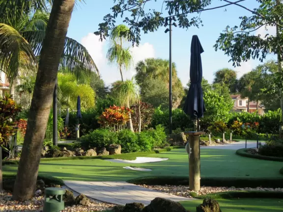 Development with restaurants that cater to the baseball fans that come to spring training games at Roger Dean Stadium, plus a taco cafe, Cuban cafe, and a great coffee shop.