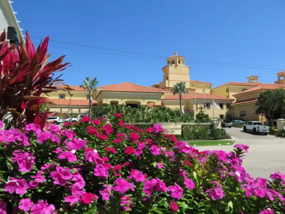 Long, narrow beach with a seawall backed by fancy hotels, a happening feel, and an oceanfront cafe.
