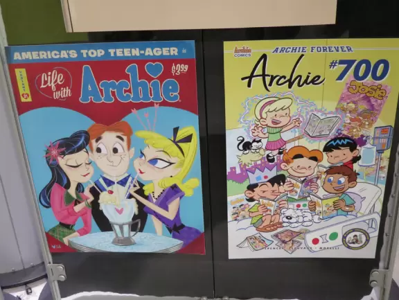 Costumes from movies, comic books from days of old, and items from favorite shows, all in a spacious museum with high ceilings and places to rest.