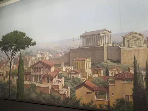 Large, airy museum with fantastic temporary exhibits!