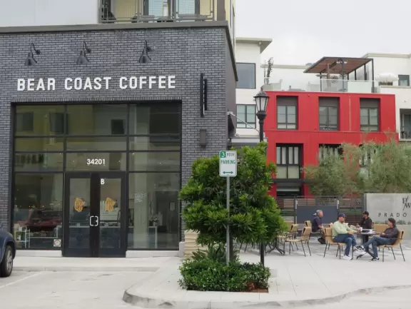 Cute cafes a few blocks back from the cliffs overlooking the harbor.