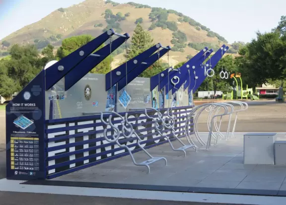 Cute toddler playground, workout station, community garden, basketball courts, lawn with views of Cerro San Luis, and Victorian houses, a block from the main downtown strip. Currently, a crime problem.