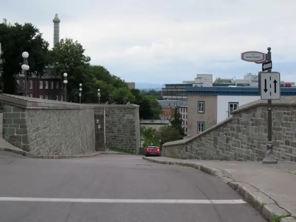 Delightful stone ramparts with cannons, views of the river, breeze, maple leaves galore! Peaceful!