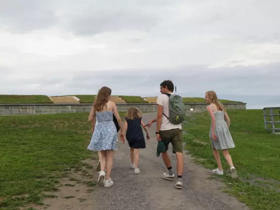 Fantastic citadel to visit. Lots of beauty, and interesting. Well worth a tour!