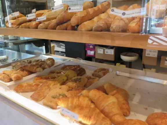 Newly built area with modern cafes.