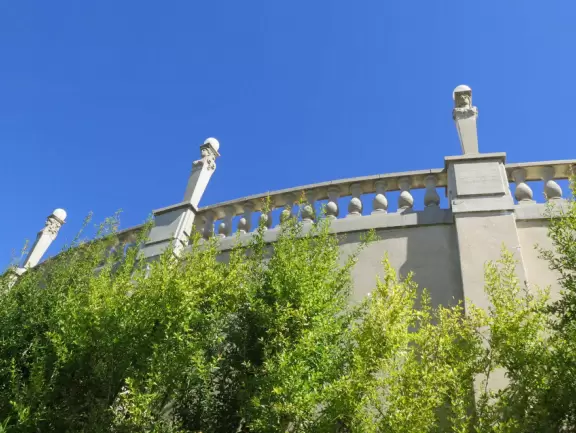 High pillars. 