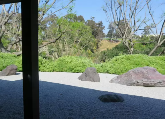 Pleasant garden for a walk, in the middle of Balboa Park!