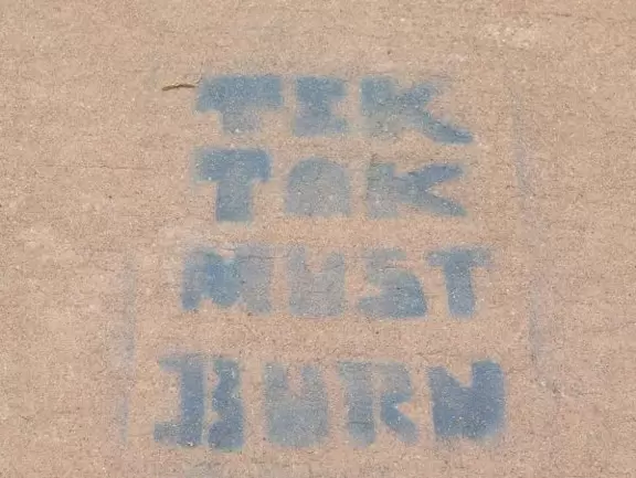 Park high above the city with views of the bay and sea, a paved loop walk, a playground, music classes for toddlers, plus a canyon hike.