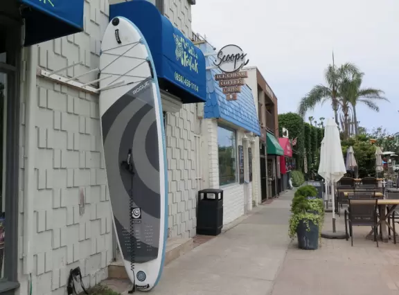 Cute street of cafes that runs down to La Jolla Shores Beach.