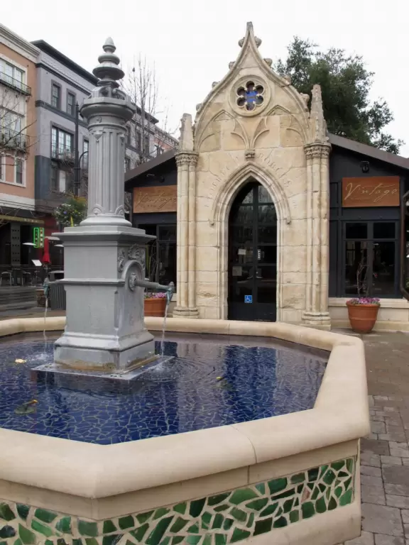 A sophisticated European-style development with shops, cafes, fountains, gorgeous architecture, and the most amazing flower baskets!
