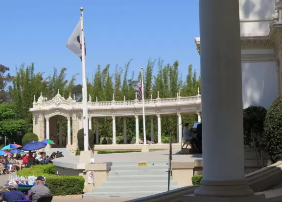 A beautiful sight!&nbsp;Italian-Renaissance style organ pavilion where free concerts are held and people take wedding or quinceanera&nbsp;photos.