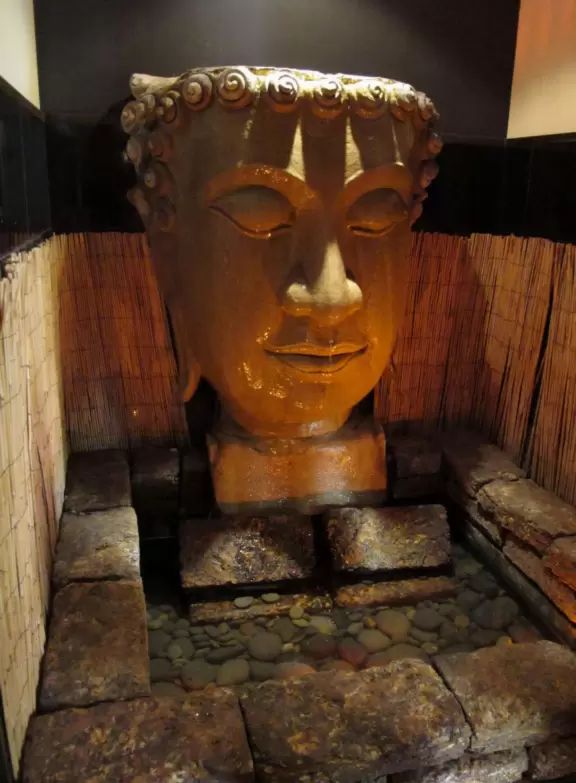 A sophisticated European-style development with shops, cafes, fountains, gorgeous architecture, and the most amazing flower baskets!