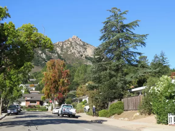 Cute playground with two bridges to go under, near a school so there are kids there in the afternoon. Plus, a pretty neighborhood to walk.