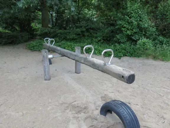 19 windmills that were built around 1740, along a canal, in a barren, wide open area. The windmills were built to pump water to prevent flooding. A touristy activity.