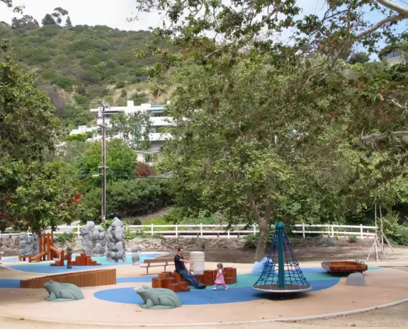 Gorgeous neighborhood park with imaginative, unusual playground.