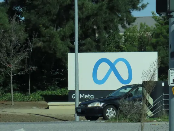 If you know someone who works at Meta, they can bring you to tour the campus!