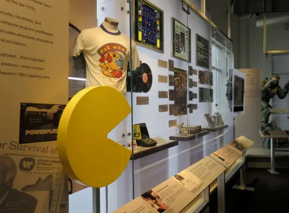 Beautiful, modern museum that is interesting to visit. Kids school aged and up will like it.