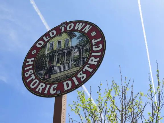 Take a walk past pretty Victorian homes and gardens.