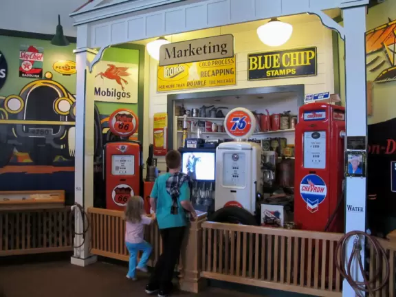 Attractive museum with working 1890s oil rig kids can watch go up and down!
