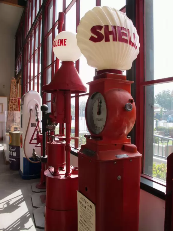 Attractive museum with working 1890s oil rig kids can watch go up and down!