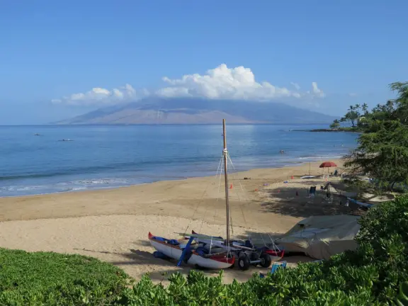 Wailea Beach is beautiful at sunset when the sand looks creamy golden in the light. Come any time of day for a wonderful swim, or a walk along the oceanfront beach path!