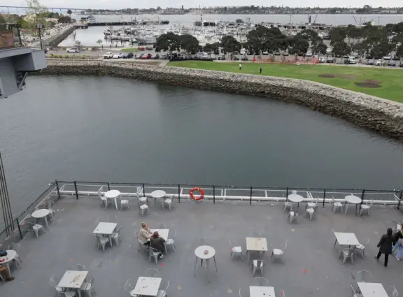 Fascinating museum with lifelike mannequins showing what life was like on a naval aircraft carrier in the second half of the 20th century.