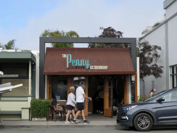 Unattractive town, with some cute cafes, bakeries, coffee shops, and breweries on the formerly-industrial Westside. The redwood forest areas are where this town shines.