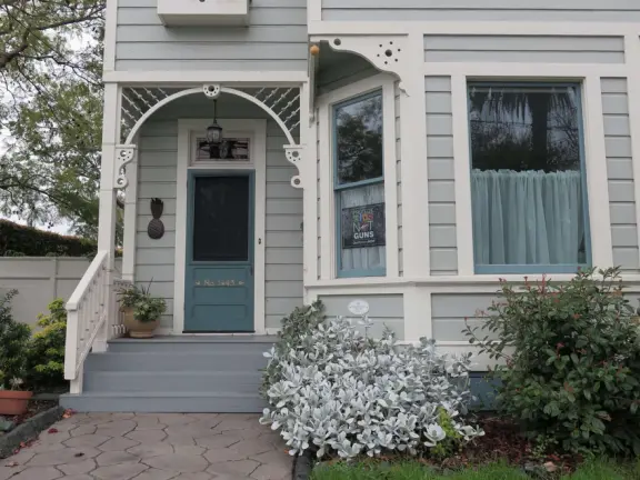 Cute toddler playground, workout station, community garden, basketball courts, lawn with views of Cerro San Luis, and Victorian houses, a block from the main downtown strip. Currently, a crime problem.