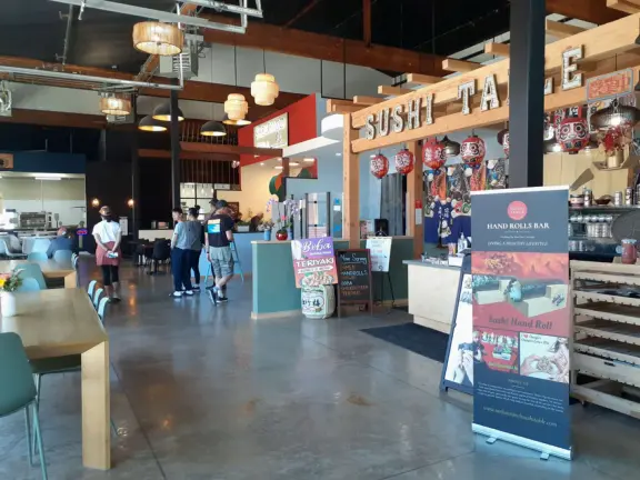 Coffee shop, food court, ice cream and pastry shops, brewery, gift shop and market, outdoor public spaces with fire pit and tables and selfie spots galore, farm with donkeys, goats, and alpaca! Also called San Luis Ranch.