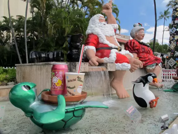 Ornate palace with lawns, banyan tree, and barracks that look like a medieval fort. Other historical buildings and museums as well- plenty to see and do!