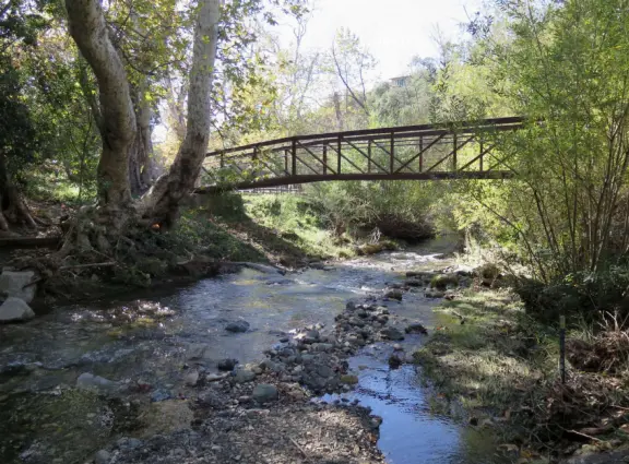 Beautiful playground and setting, but terrible freeway noise.