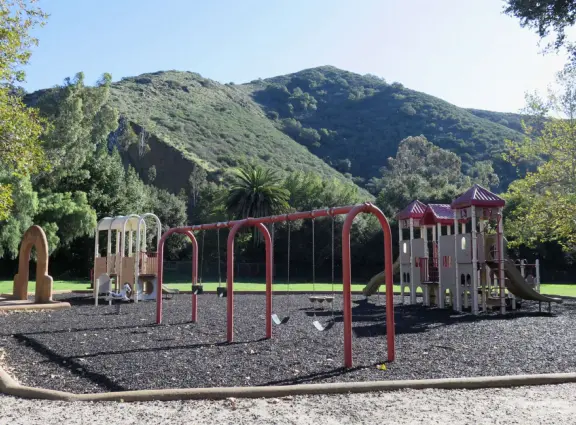 Beautiful playground and setting, but terrible freeway noise.