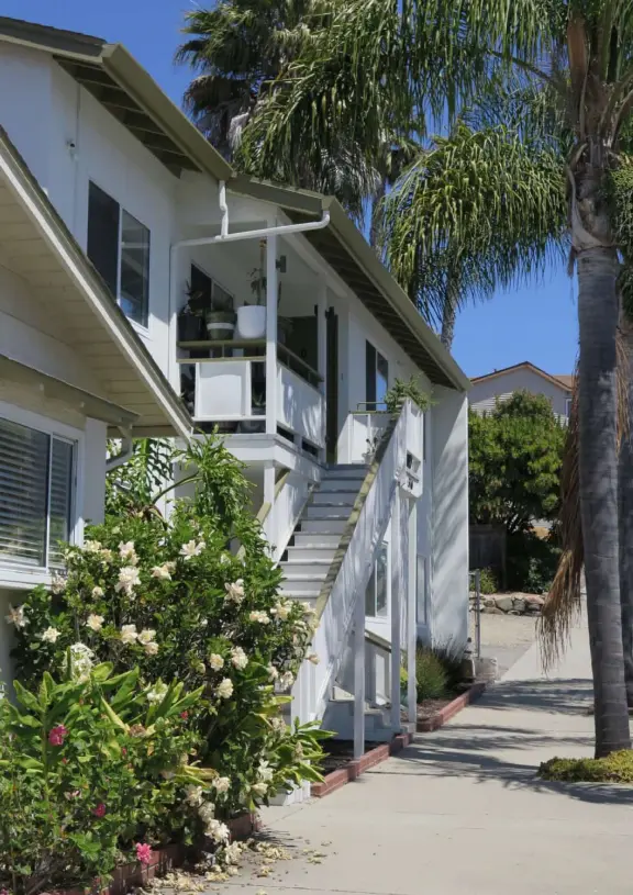 Colorful, pretty main street and boardwalk, with great cafes, lovely ship playground, and mesmerizing yellow cliffs.