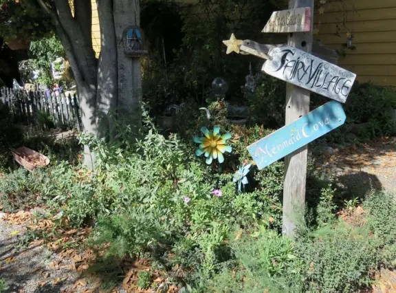 Historic cottages and lush trees of all different shades of green. Come July-October. Check the webcam for weather because it's not nice in thick gloom!