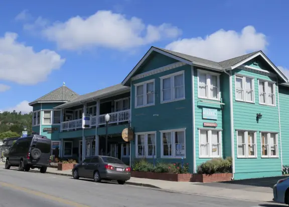 Historic cottages and lush trees of all different shades of green. Come July-October. Check the webcam for weather because it's not nice in thick gloom!