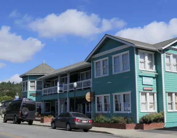 Historic cottages and lush trees of all different shades of green. Come July-October. Check the webcam for weather because it's not nice in thick gloom!