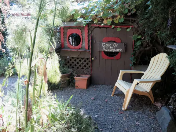 Historic cottages and lush trees of all different shades of green. Come July-October. Check the webcam for weather because it's not nice in thick gloom!
