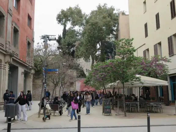 A touristy area. Narrow medieval streets and crowded squares with vendors.