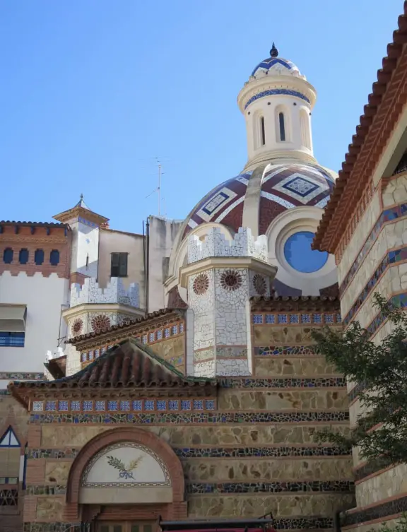 An adorable square in the downtown of Lloret de Mar, with a gorgeous mosaic tiled church.&nbsp;