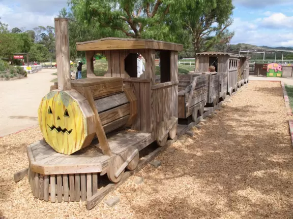Farm with tons to do: hay rides, strawberry and veggie picking, goats on tightropes, animal shows, tunnels under hills, slides down tractor shoots, long wooden trains to climb...