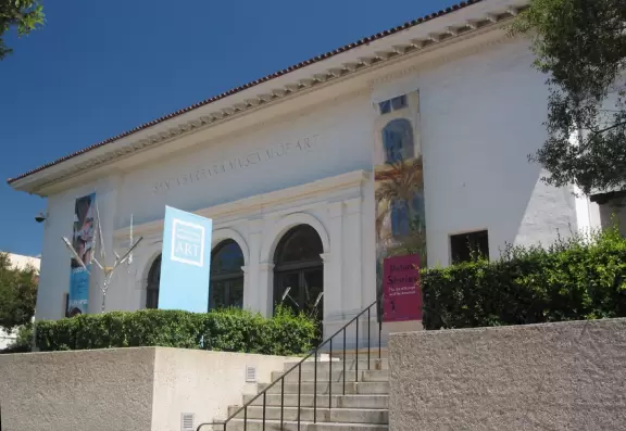 A small gem of a gallery, with masterpieces by Monet, Rousseau, Picasso, and Chagall, and an impressive Asian art collection.